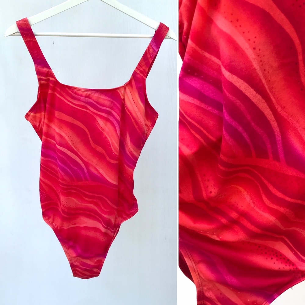 Vintage 80’s hot pink orange swirl waves one piece swimsuit bathing suit